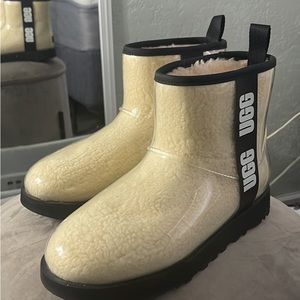 UGG BOOTS